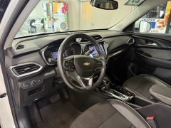 Used 2023  Chevrolet Trailblazer AWD 4dr LT at J's Auto near Manchester&comma; IA