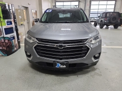 Used 2018  Chevrolet Traverse 4d SUV FWD LT Cloth w&sol;1LT at J's Auto near Manchester&comma; IA