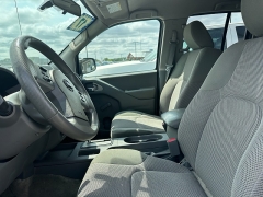Used 2017 Nissan Frontier 4WD Crew Cab S at J's Auto near Manchester, IA