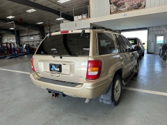 Used 2001 Jeep Grand Cherokee 4d SUV 4WD Limited V8 at J's Auto near Manchester, IA