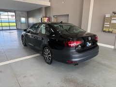 Used 2016  Volkswagen Jetta Sedan 4dr Auto 1&period;4T SE at J's Auto near Manchester&comma; IA
