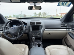 Used 2019  Ford Explorer 4d SUV 4WD XLT V6 at J's Auto near Manchester&comma; IA