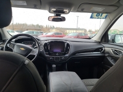 Used 2018  Chevrolet Traverse 4d SUV FWD LT Cloth w&sol;1LT at J's Auto near Manchester&comma; IA