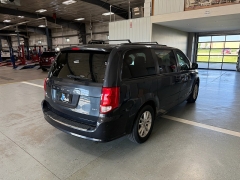 Used 2014  Dodge Grand Caravan 4dr Wgn SXT at J's Auto near Manchester&comma; IA