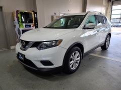 Used 2015  Nissan Rogue 4d SUV FWD SV at J's Auto near Manchester, IA
