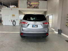 Used 2016 Toyota Highlander 4d SUV AWD XLE at J's Auto near Manchester, IA