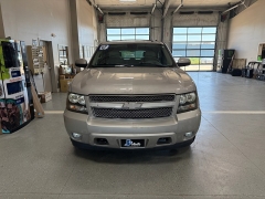 Used 2007  Chevrolet Suburban 4WD 4dr 1500 LTZ at J's Auto near Manchester&comma; IA