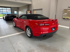 Used 2020  Chevrolet Camaro 2d Convertible 1LT Turbo at J's Auto near Manchester&comma; IA