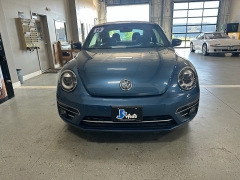 Used 2019 Volkswagen Beetle 2d Coupe 2.0T SE at J's Auto near Manchester, IA