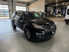 Used 2017  Chevrolet Traverse 4d SUV AWD LT w&sol;2LT at J's Auto near Manchester&comma; IA