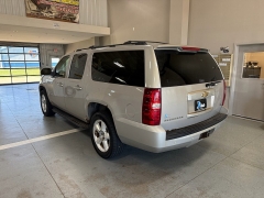 Used 2007  Chevrolet Suburban 4WD 4dr 1500 LTZ at J's Auto near Manchester&comma; IA