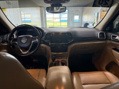 Used 2020  Jeep Grand Cherokee Limited 4x4 at J's Auto near Manchester&comma; IA