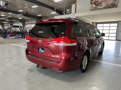 Used 2014 Toyota Sienna 5dr Van V6 LE FWD (Natl) at J's Auto near Manchester, IA
