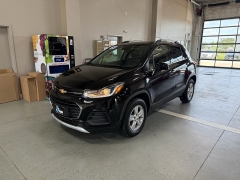 Used 2020  Chevrolet Trax 4d SUV AWD LT at J's Auto near Manchester&comma; IA