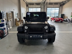 Used 2017  Jeep Wrangler Unlimited Sahara 4x4 at J's Auto near Manchester&comma; IA
