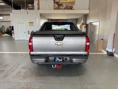 Used 2008  Chevrolet Avalanche 4WD Crew Cab 130" at J's Auto near Manchester&comma; IA