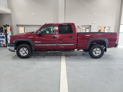2004 Chevrolet Silverado 2500HD LT's photo