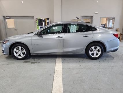 Used 2024 Chevrolet Malibu 4dr Sdn 1LT at J's Auto near Manchester, IA