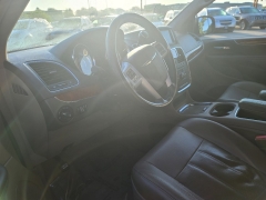 Used 2014 Chrysler Town & Country 4d Wagon Touring L at J's Auto near Manchester, IA