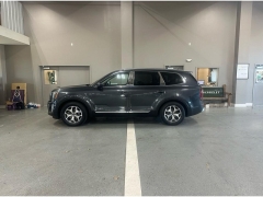 Used 2020 Kia Telluride 4d SUV FWD EX at J's Auto near Manchester, IA