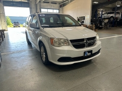 Used 2013 Dodge Grand Caravan 4d Wagon SXT at J's Auto near Manchester, IA