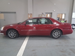 Used 2008  Cadillac DTS 4d Sedan Performance at J's Auto near Manchester&comma; IA