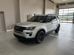 Used 2019  Ford Explorer 4d SUV FWD XLT Ecoboost at J's Auto near Manchester&comma; IA