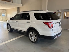Used 2017  Ford Explorer 4d SUV 4WD Limited at J's Auto near Manchester&comma; IA