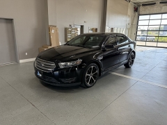 Used 2017  Ford Taurus SEL FWD at J's Auto near Manchester&comma; IA