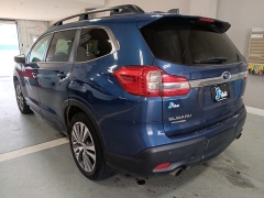 Used 2021  Subaru Ascent Premium 7-Passenger at J's Auto near Manchester&comma; IA