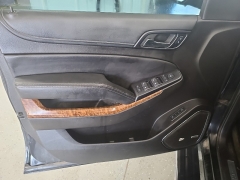 Used 2015  Chevrolet Suburban 4d SUV 4WD LTZ at J's Auto near Manchester&comma; IA