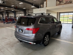 Used 2016  Honda Pilot 4d SUV AWD Touring at J's Auto near Manchester&comma; IA