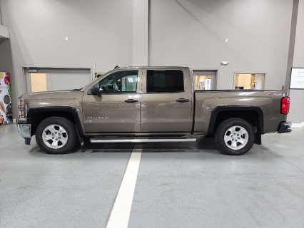 Used 2014 Chevrolet Silverado 1500 4WD Crew Cab LT at J's Auto near Manchester, IA