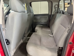 Used 2007 Dodge Dakota 4WD Quad Cab SLT at J's Auto near Manchester, IA