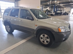 Used 2003  Mazda Tribute 4d SUV 4WD ES at J's Auto near Manchester&comma; IA