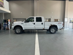 Used 2006 Ford Super Duty F-250 Crew Cab 4WD at J's Auto near Manchester, IA