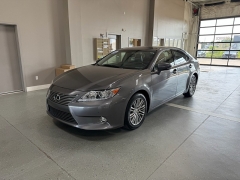 Used 2015  Lexus ES 350 4dr Sdn at J's Auto near Manchester&comma; IA