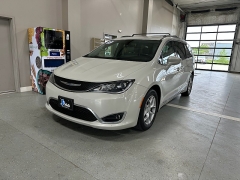 Used 2017 Chrysler Pacifica 4d Wagon Touring-L Plus at J's Auto near Manchester, IA