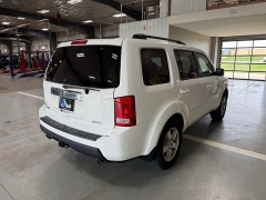 Used 2011  Honda Pilot 4d SUV 4WD EX-L w&sol;DVD at J's Auto near Manchester&comma; IA