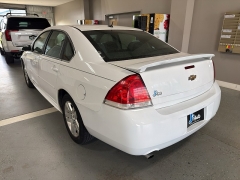Used 2014  Chevrolet Impala Limited 4d Sedan LT at J's Auto near Manchester&comma; IA