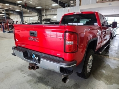 Used 2016  GMC Sierra 2500HD 4WD Crew Cab 153&period;7" SLT at J's Auto near Manchester&comma; IA