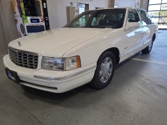 Used 1999 Cadillac DeVille 4d Sedan at J's Auto near Manchester, IA