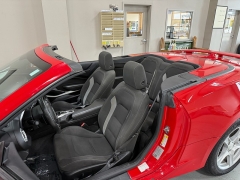 Used 2020  Chevrolet Camaro 2d Convertible 1LT Turbo at J's Auto near Manchester&comma; IA