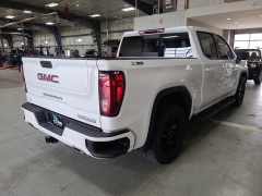 Used 2023  GMC Sierra 1500 4WD Crew Cab 147" Elevation w&sol;3SB at J's Auto near Manchester&comma; IA