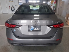 Used 2024  Nissan Sentra SV CVT at J's Auto near Manchester&comma; IA