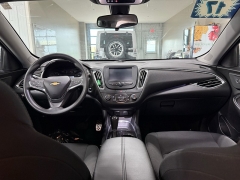 Used 2017  Chevrolet Malibu 4d Sedan LT at J's Auto near Manchester&comma; IA