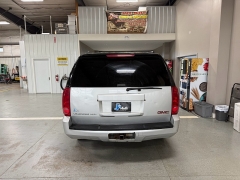 Used 2012  GMC Yukon XL 1500 SUV 4WD SLE at J's Auto near Manchester&comma; IA