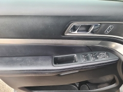 Used 2018  Ford Explorer XLT FWD at J's Auto near Manchester&comma; IA