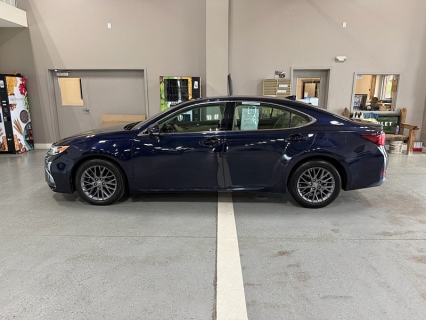 Used 2018 Lexus ES ES 350 FWD at J's Auto near Manchester, IA