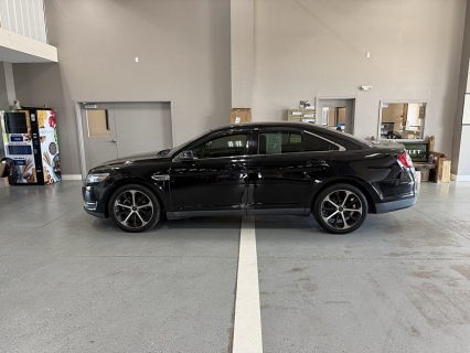 Used 2017 Ford Taurus SEL FWD at J's Auto near Manchester, IA